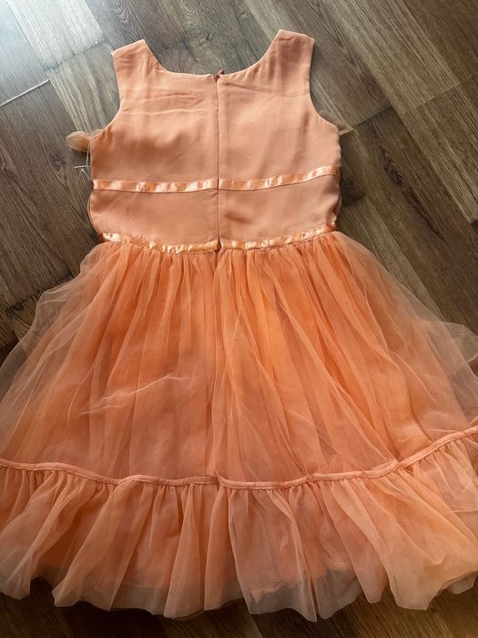 Приказна рокля Guess, размер 8 години