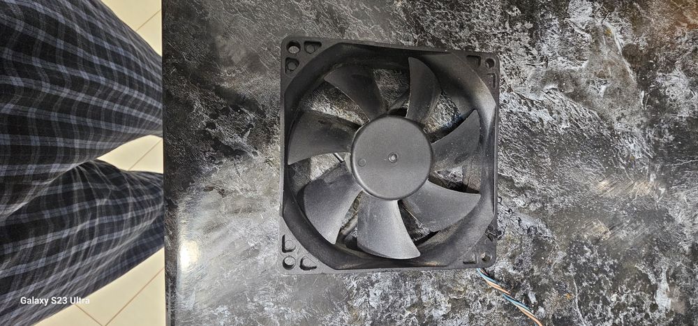 Части за компютър