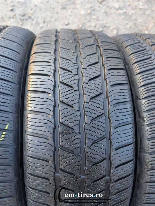 225/55 R17C • Iarna • Continental VanContact Winter 109/107T | 4 buc | Pret/buc