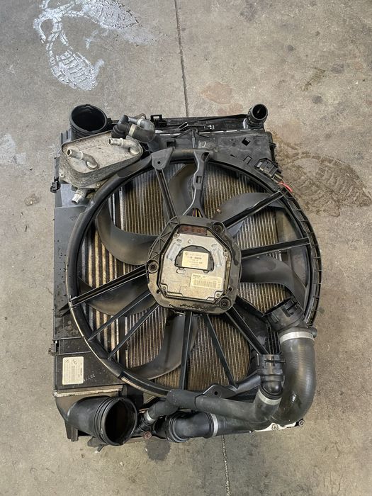 Радиатор/ перка БМВ Х1, Е84 бензин (radiator bmw x1)