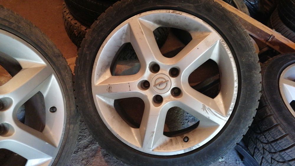 Джанти със гуми за Опел