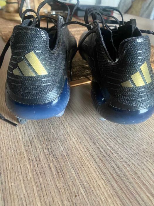 Ghete fotbal, adidas, puma, 250 buc.