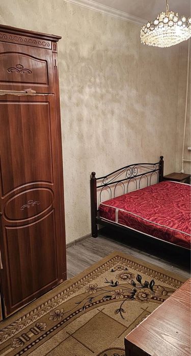 Аренда 2 хонали уй Массив Ялангач , Автосалон