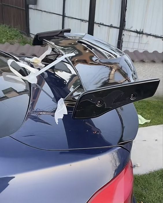 Vand spoiler bmw universal