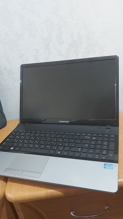 Ноутбук сатылады