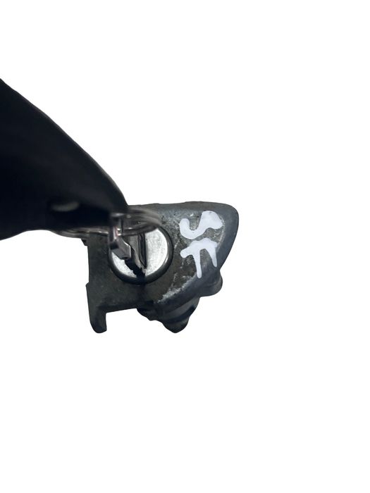 Butuc Cu Cheie Stanga Fata Volkswagen Passat 3C2 Berlina 2005 - 2010