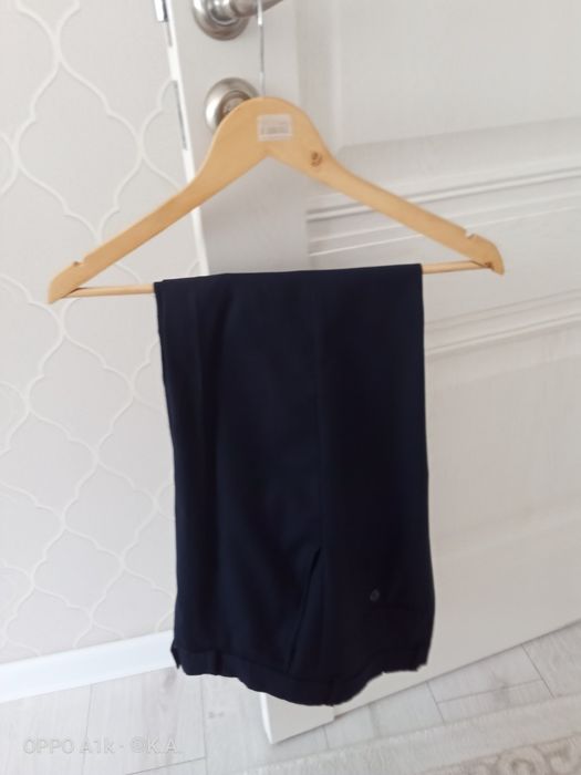 Пиджак и брюки для школы.