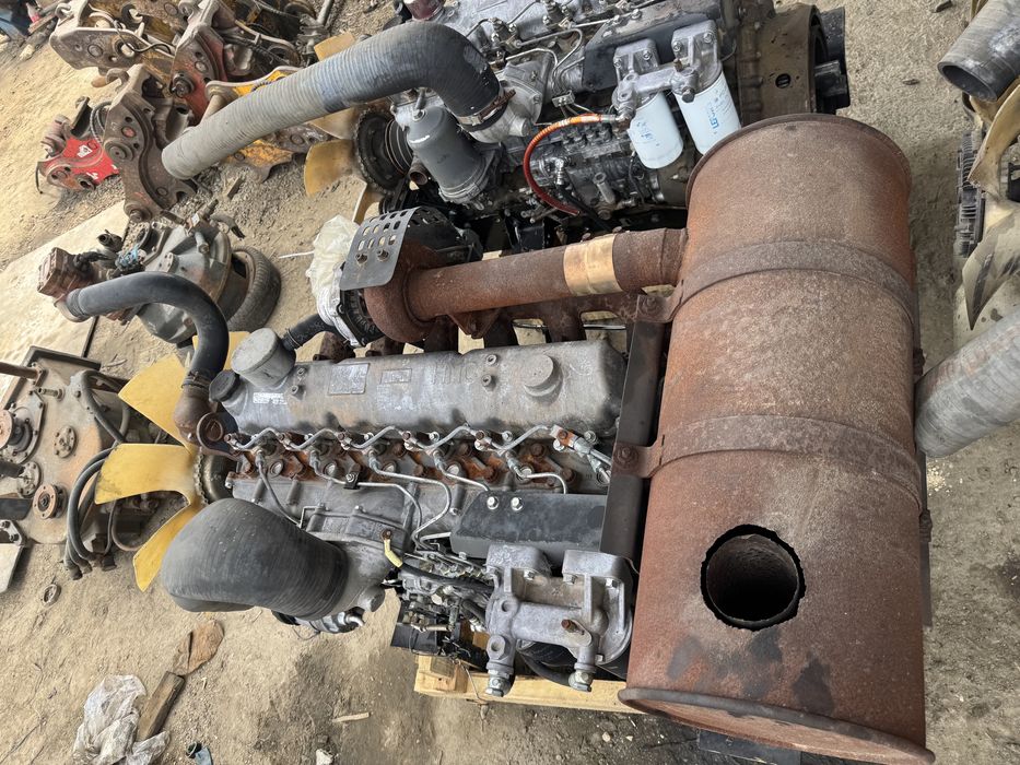Hyundai 6D16  двигатели сотилади.
