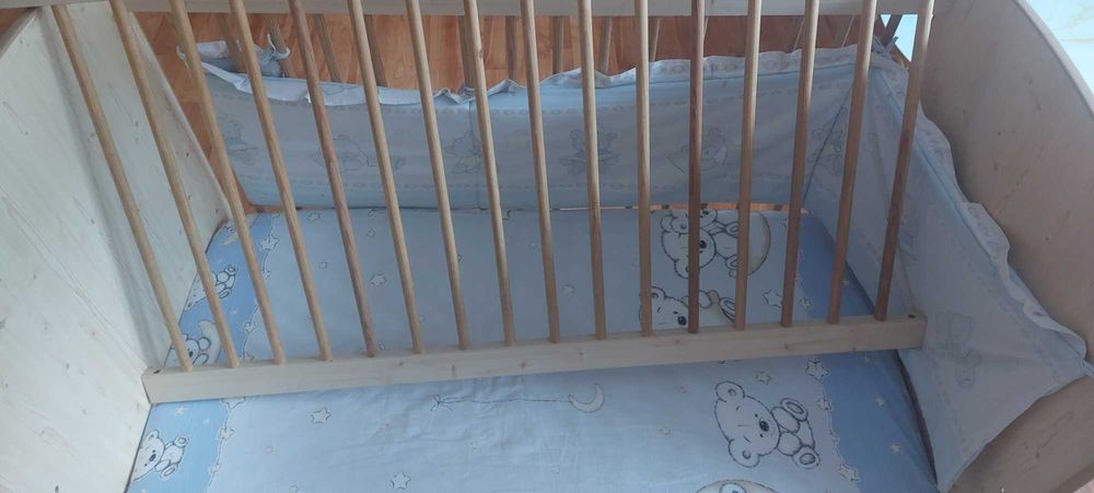 Patut pentru copil 1-4 ani.