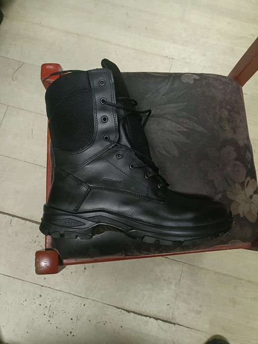 Bocanci tactici mărimea 44