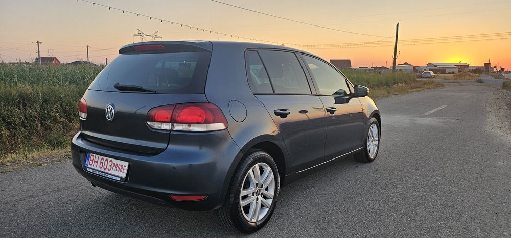 VOLKSWAGEN Golf 2012 — imagine 4