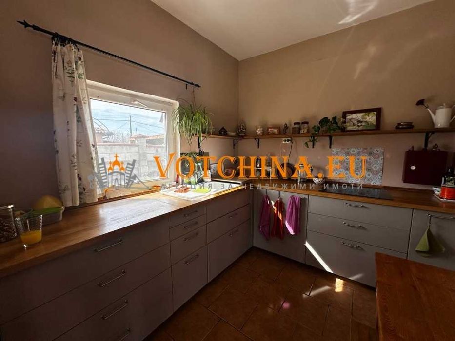 Продава се Къща в Варна, Център - 86 кв.м за 564 €/кв.м - Снимка #6