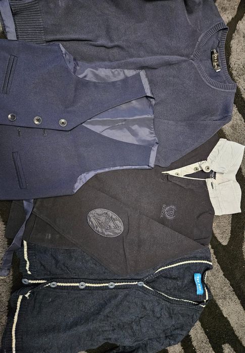 Отдам кофты     .