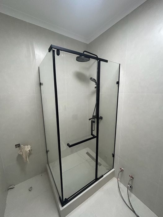 Душевые зеркала перегородки