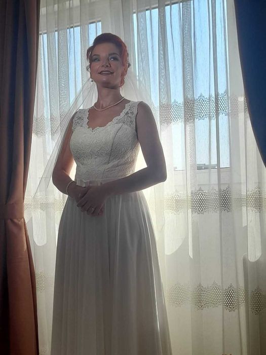 Vand rochie de mireasa