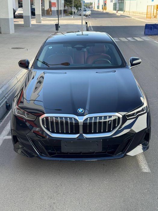 BMW i5 35L M poket 2025 yil