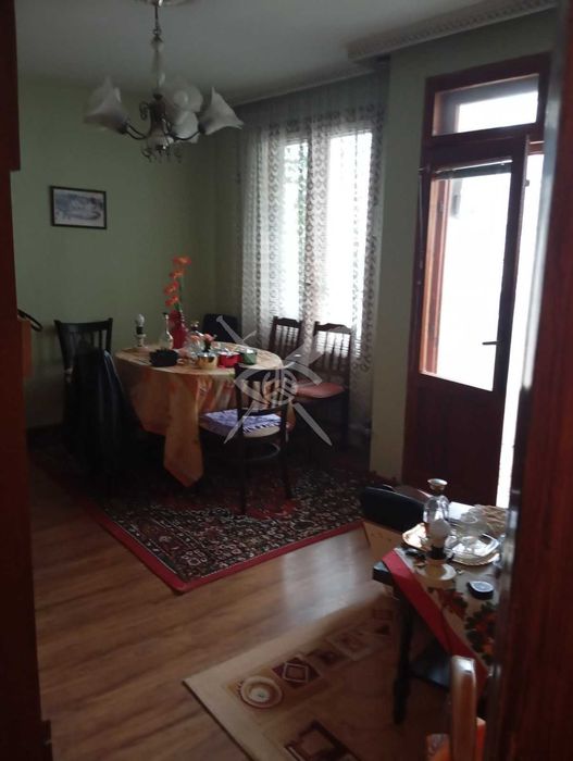 Тристаен - Възраждане