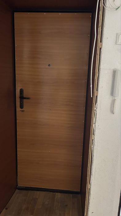 Продаются двери межкомнатные