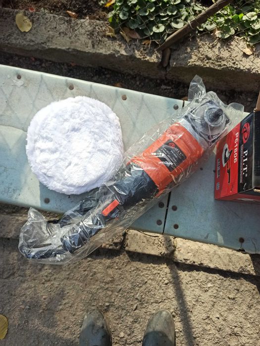 угловая полировальная машинка P61806