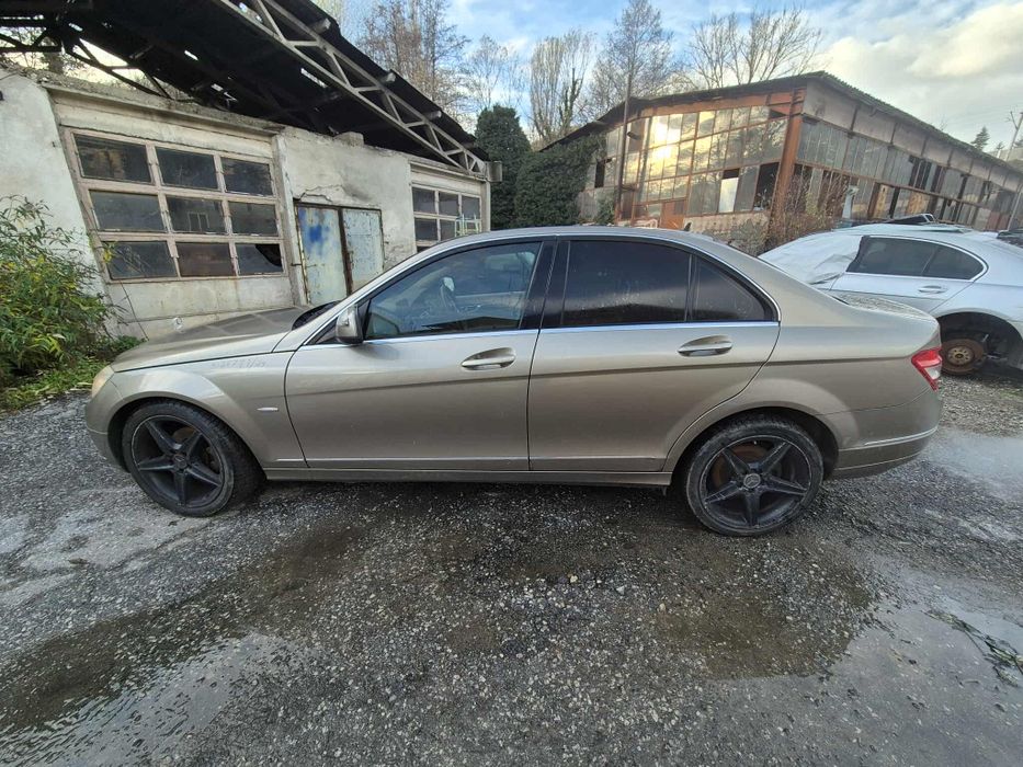 Mercedes W204 C220CDI 170кс 646 седан автоматик НА ЧАСТИ!