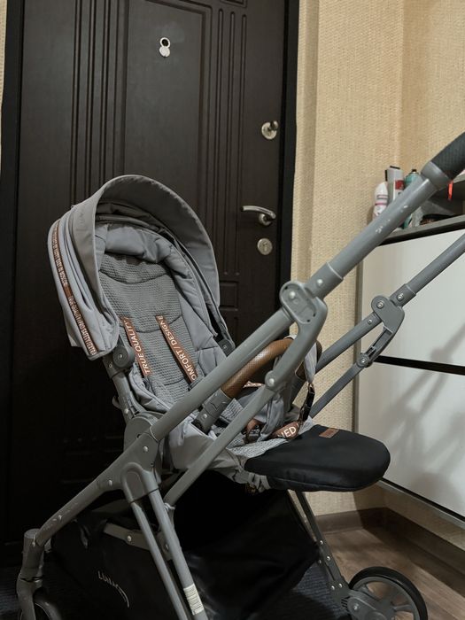 продам прогулочную коляску