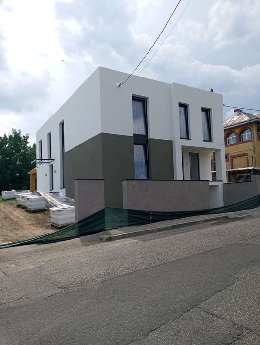 Construcții de calitate , finisaje interioare , exterioare , izolați