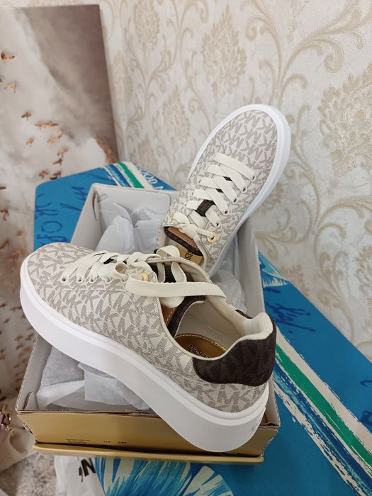 Кроссовки Michael Kors, 35 размер