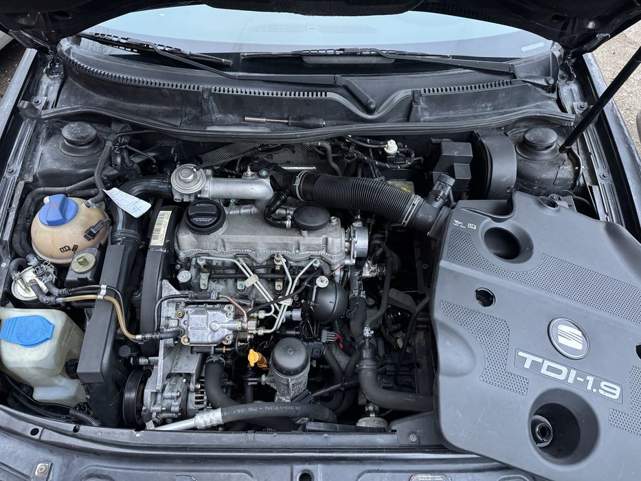 Seat Leon 1.9TDI 90 НА ЧАСТИ