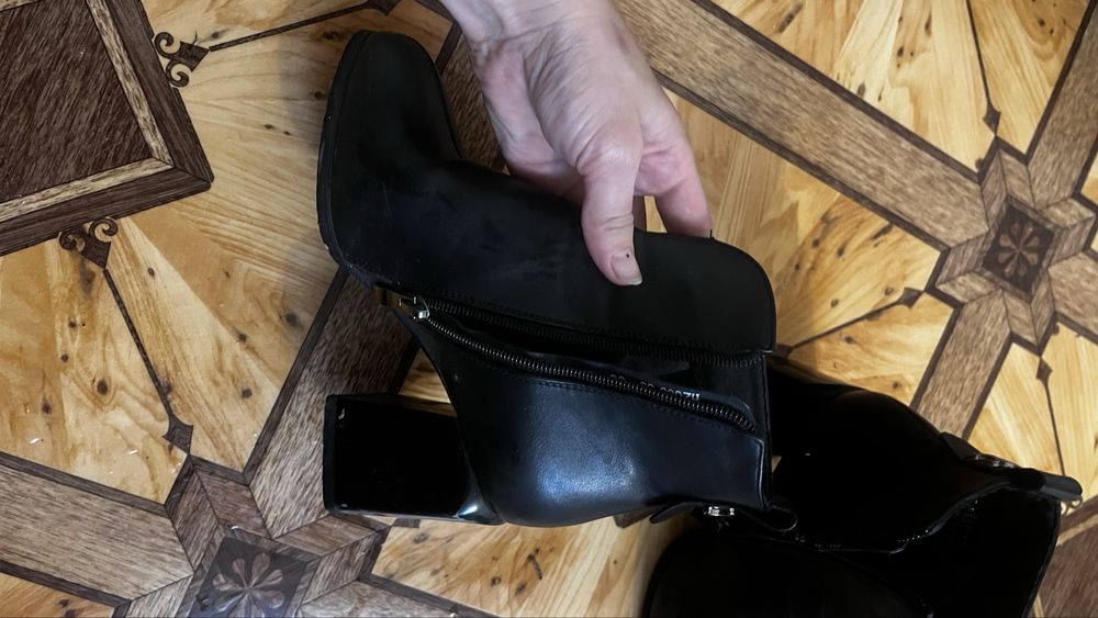 Продам сапожки по 10 тыс