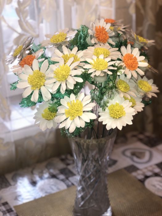 Цветы из пластика