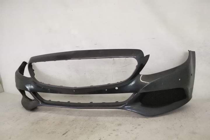 Оригинална предна броня със сензори и лява решетка на проектора в добр