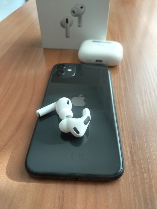 iPhone 11.Пам128гб