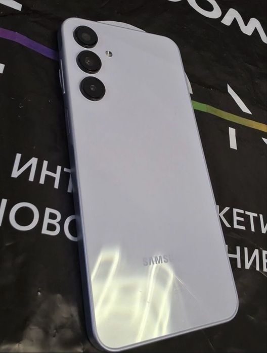 КАТО НОВ 128GB Samsung A16 5G +15w adaptor Гаранция Vivacom 2027г. Gr