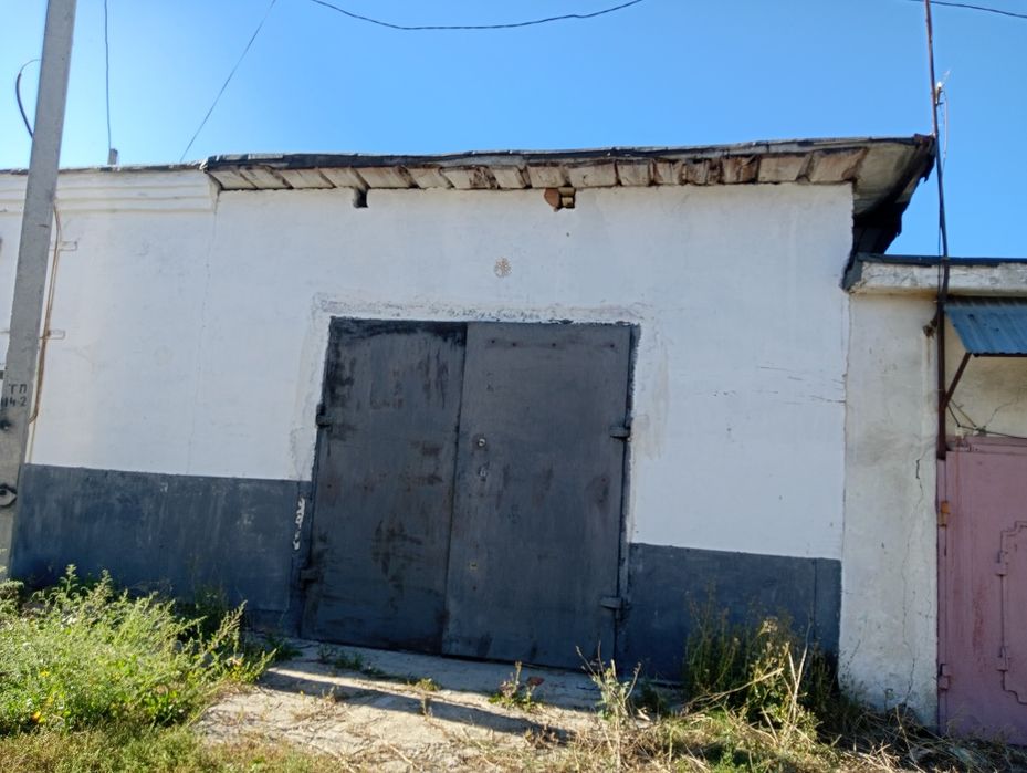 Продам гараж в центре города