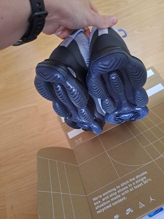 Adidași Nike Scorpions gri mărimea 39