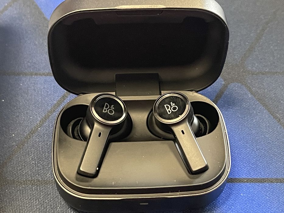 Casti bang & olufsen beoplay ex