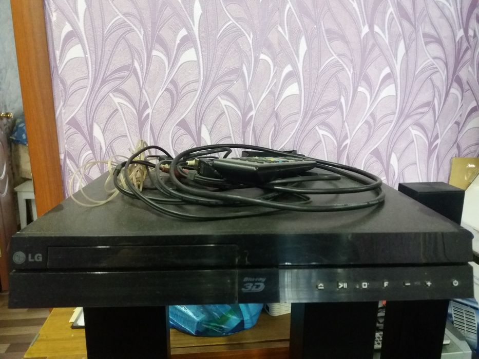 продам домашний кинотеатр 5.1 LG  3D KARAOKE