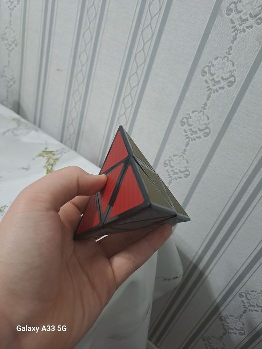 Pyramorphix 2×2 Треугольный Рубик