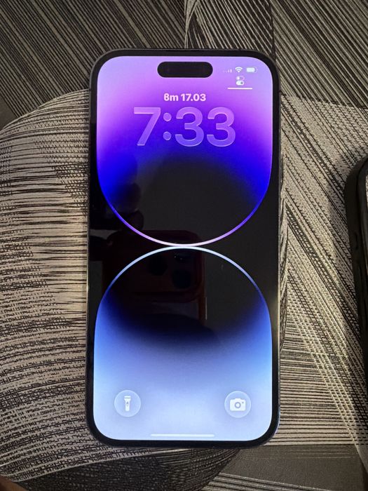 Продавам IPhone 14 pro