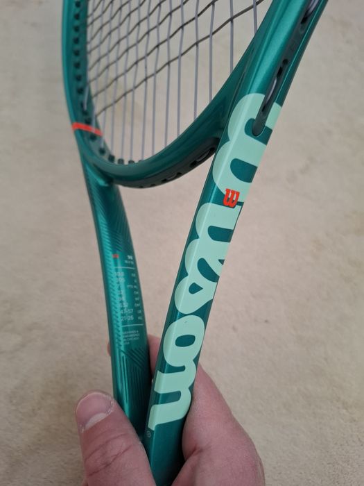 Wilson Blade V10