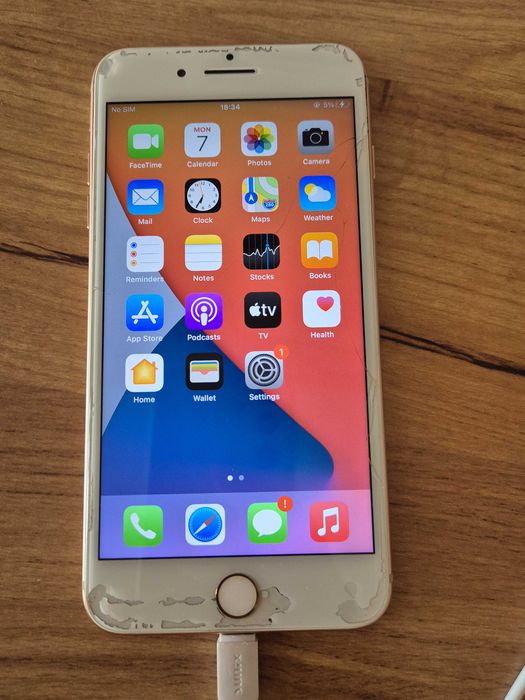 iPhone 8 Plus Gold