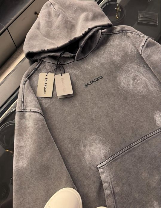 Суичер анорак XL u XXL на Bаl€nciaga