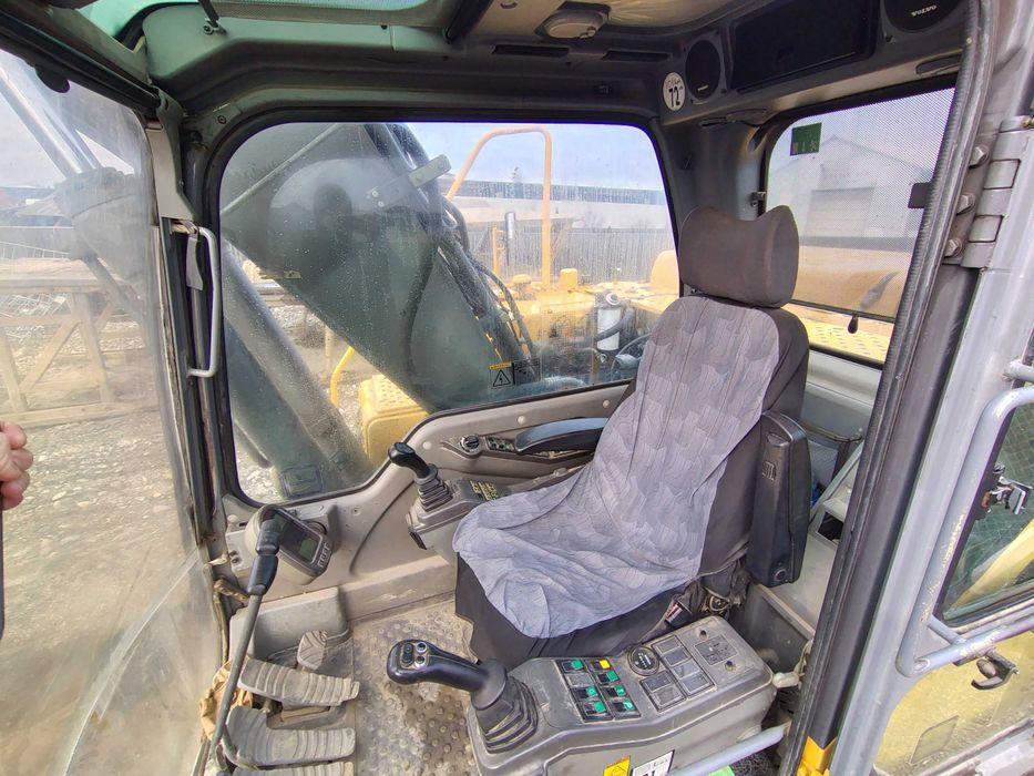 Excavator Volvo EC180BLC