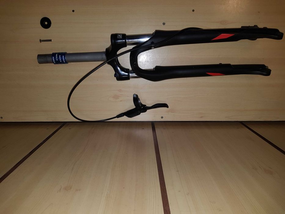 Амортисьорна вилка за велосипед 28 SUNTOUR