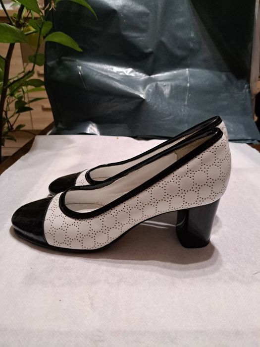 Pantofi femei  negri, alb cu negru