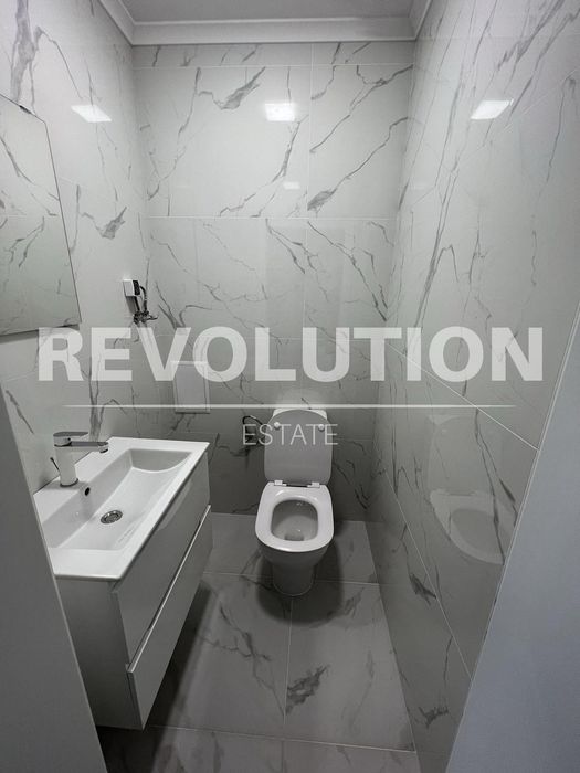 Дава се под наем Тристаен апартамент в Варна, Победа - 120 кв.м за 1200 € - Снимка #6