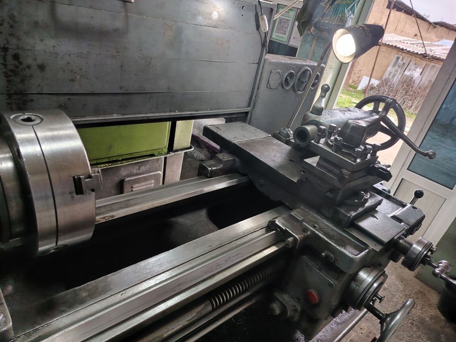 Токарный станок. 4 та бор