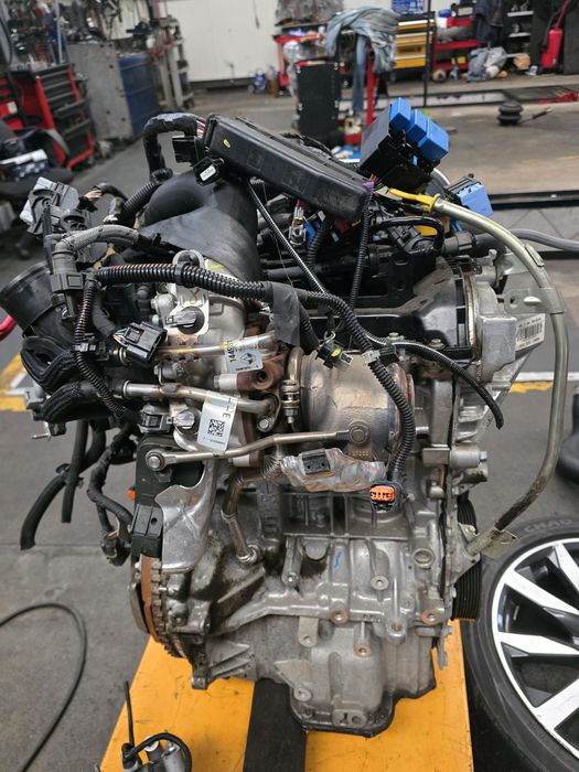 Motor cu turbina si injectie ca nou 1.0 TCE Duster Renault Clio cod H4D F480 turbo Dacia duster ca