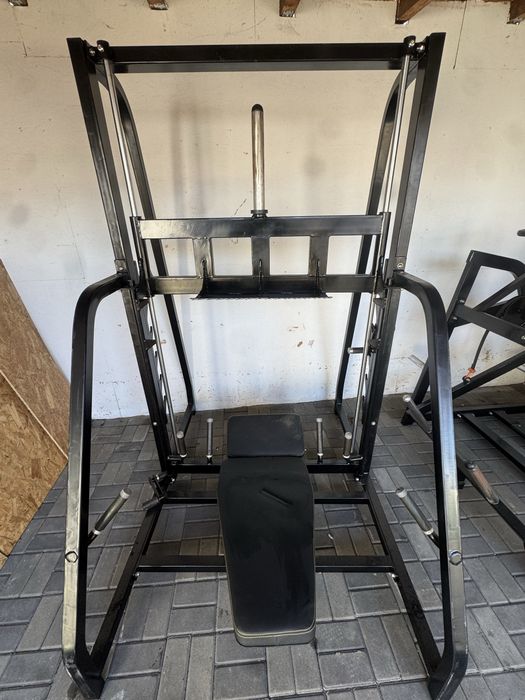 De vanzare presa picioare si pullover spate