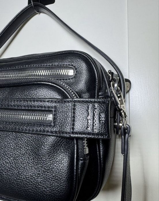 Acne Studios Camero сумка